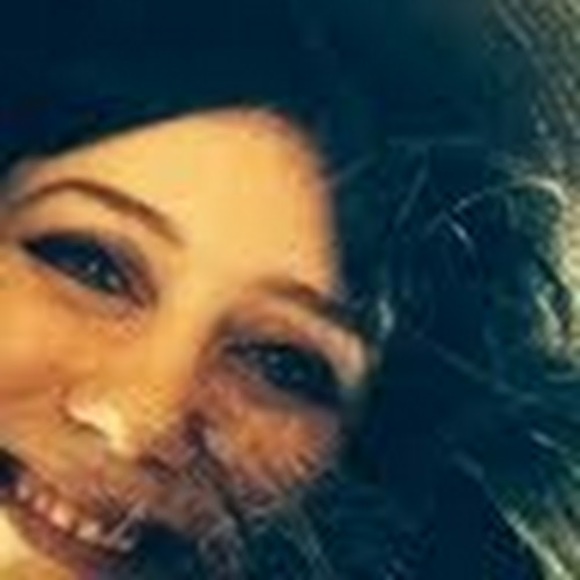 Meet your Posher, Fiona - Picture 1 of 1